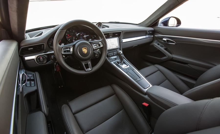Торпедо Porsche 911 Carrera Coupe 2016 года  (US) (фото 12 из 23)